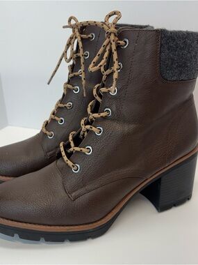 Naturalizer Madalynn Brown Lace-Up Boots Women Size 11 M Vegan Leather